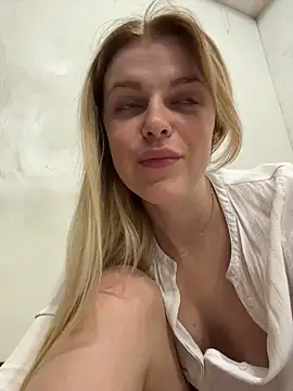 HarrietDart's cam snapshot