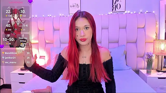 SkinnyFoxy's cam snapshot