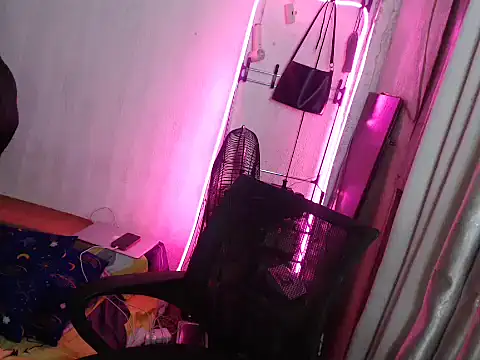 Naughty_alfrea live sex cam