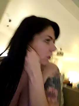 mamamia93m's cam snapshot