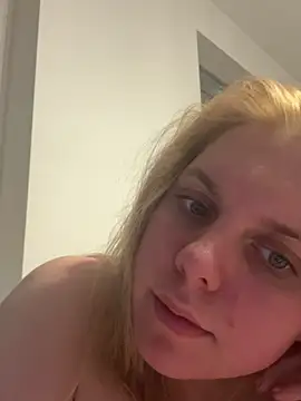 Nallinee live sex cam