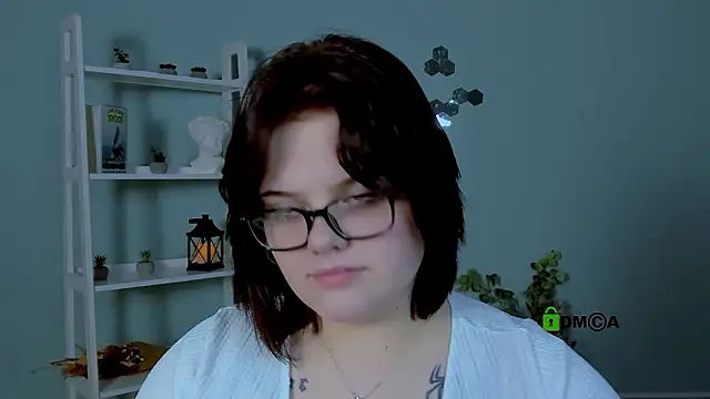 lika_pop's cam snapshot