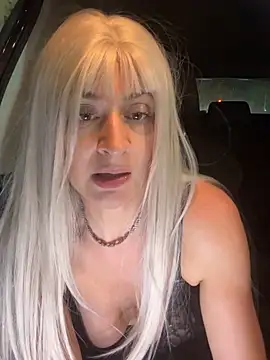 HOTLadyluna's cam snapshot