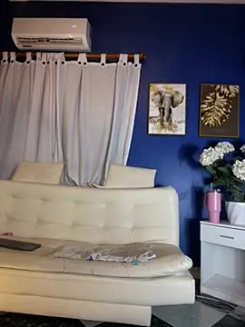 IriaLux's cam snapshot