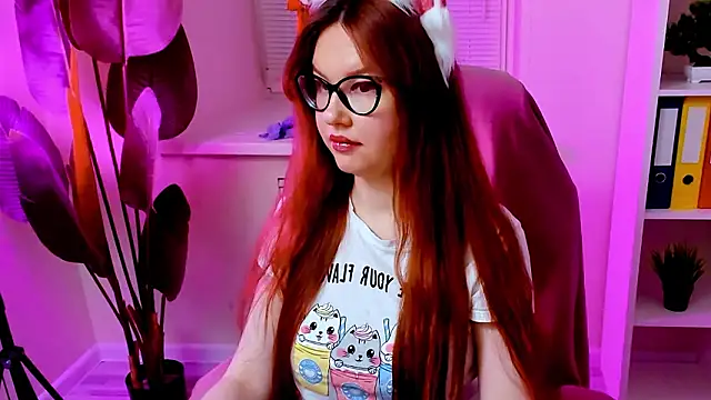 CarolGiggly's cam snapshot