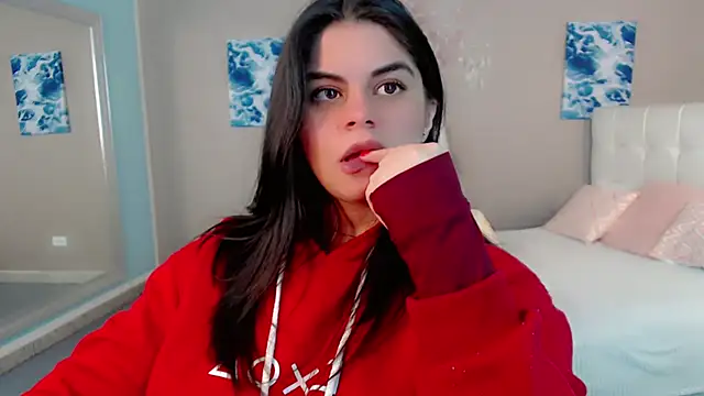 _Maddison_Ivanova_'s cam snapshot