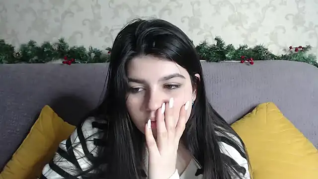 KisaModel's cam snapshot