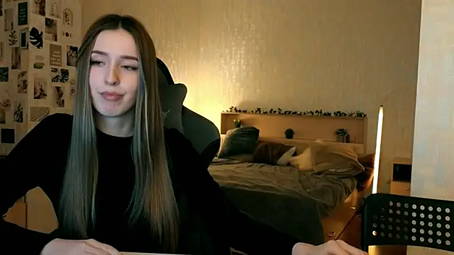 yourrdanceteacher's cam snapshot