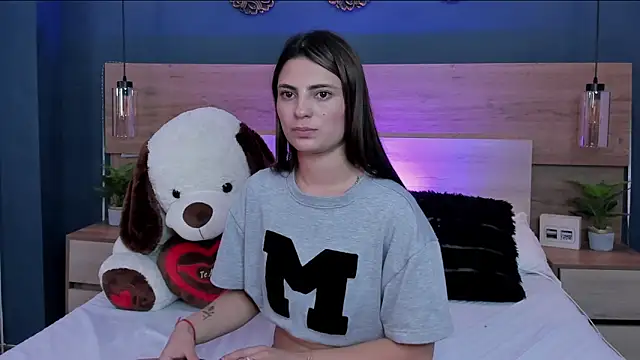 SusanAdams1's cam snapshot