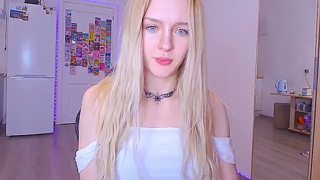 sailormoon666_'s cam snapshot