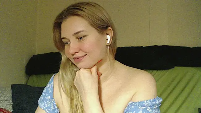 mmmPinUpGirl's cam snapshot