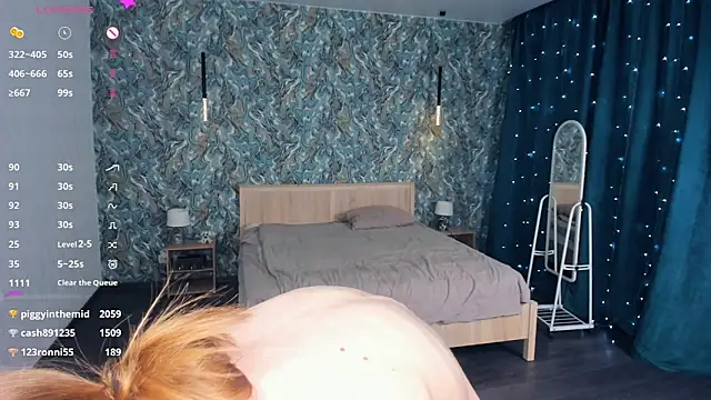 OdellaFrake's cam snapshot