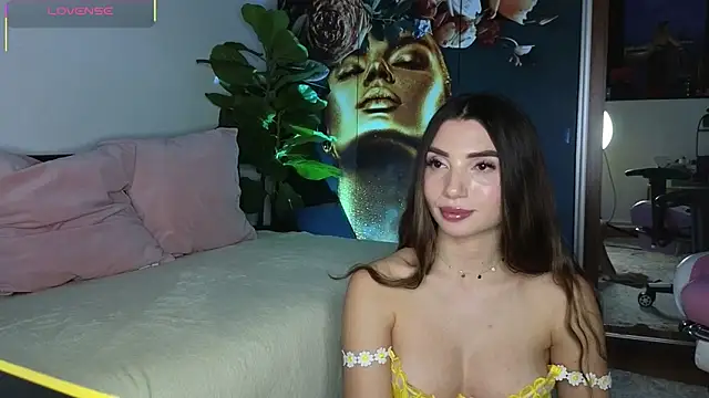 ReyaSophia's cam snapshot