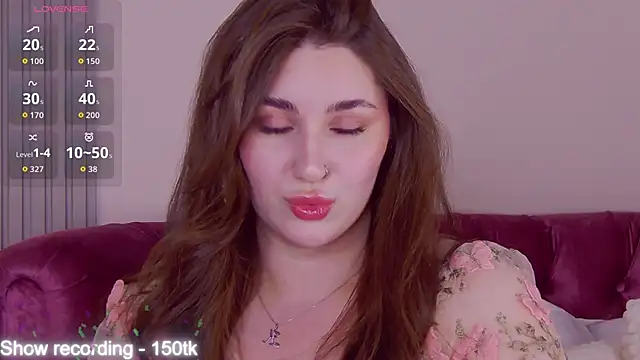 KiraBarlows's cam snapshot