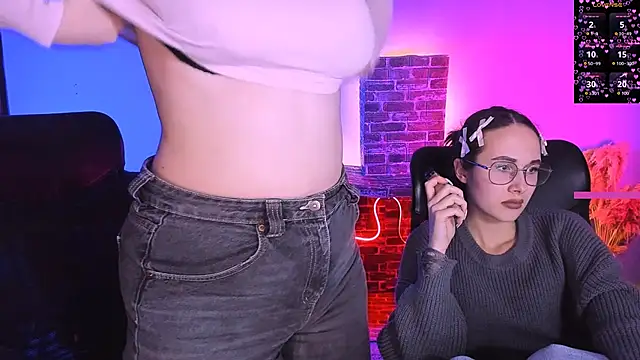 nikole_kitt live sex cam