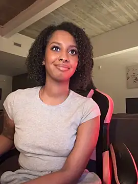 Your_Paris's cam snapshot