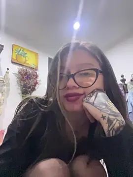 KoraSweett's cam snapshot