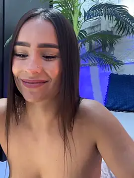 Mau_White live sex cam