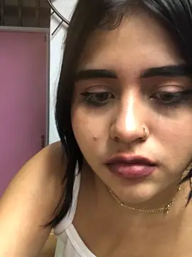 Nara_Bloom live sex cam