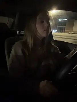 AllesandraLove live sex cam