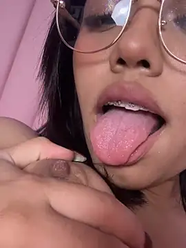 KellyOlsenbe live sex cam