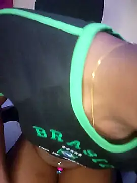 Sweet_Claire21's cam snapshot