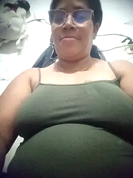 Big_ass_submissive's cam snapshot