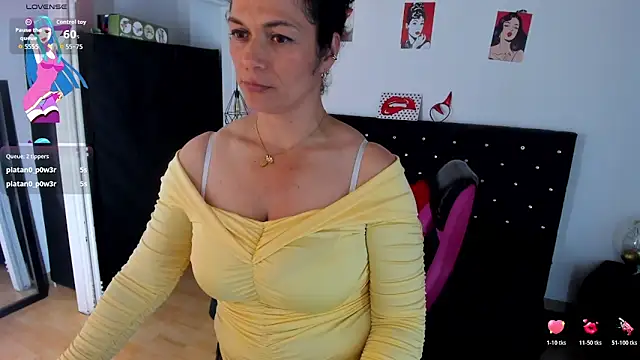 Aliciia_cute1's cam snapshot