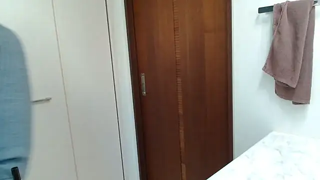 _Ema_ch's cam snapshot