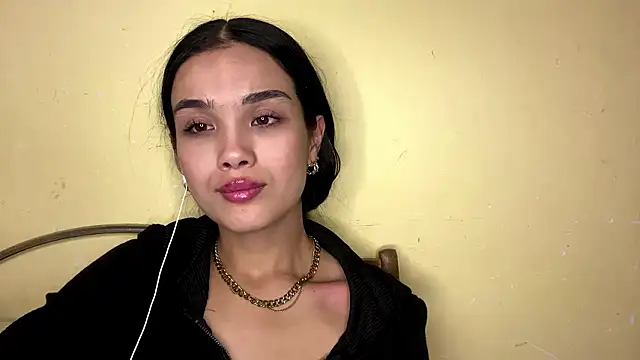 AylinBlush's cam snapshot