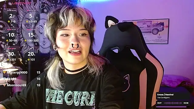 neena_nyx_'s cam snapshot