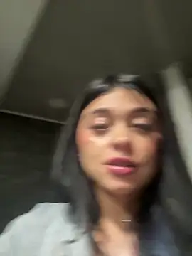 Saray_charmante's cam snapshot