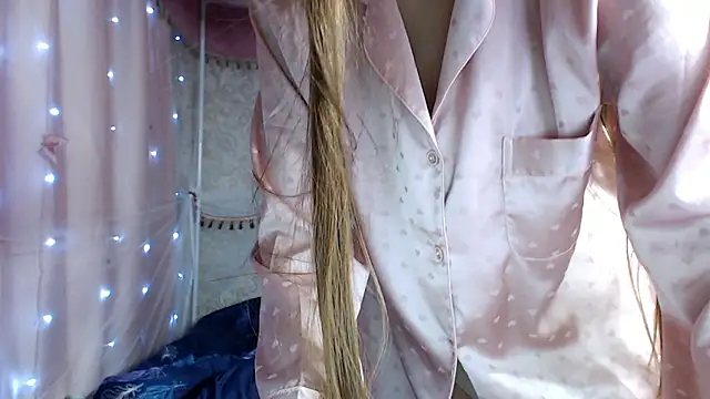 leila_bambi_ live sex cam