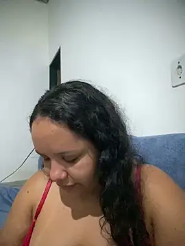Bigostosa live sex cam