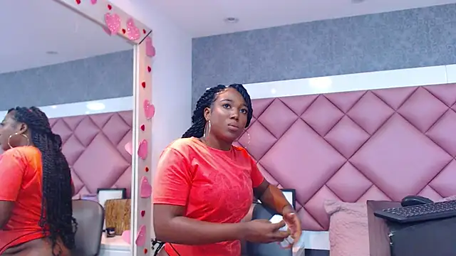 Thegreatonelady live sex cam