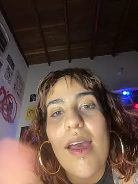 name_less_lulu's cam snapshot