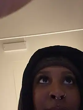 Your_Paris live sex cam