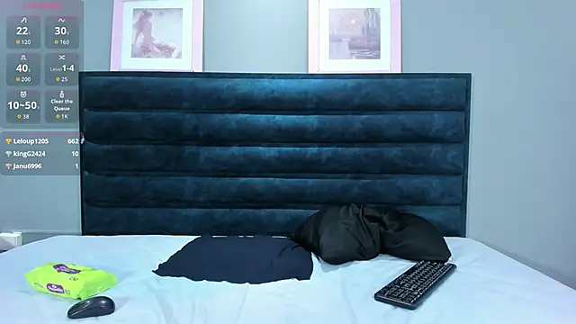 AzulMaverik's cam snapshot