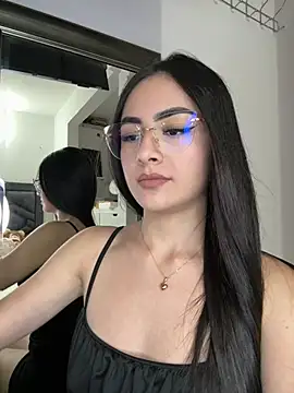 IslaCole's cam snapshot