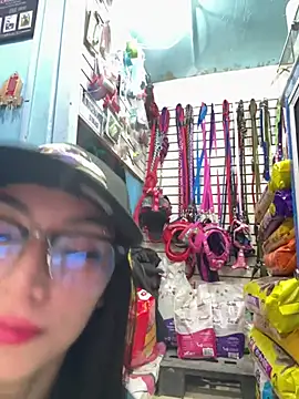 Lucy_699 live sex cam