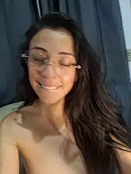 BabyyMetal's cam snapshot