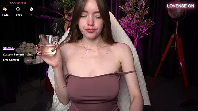 Velouraa's cam snapshot