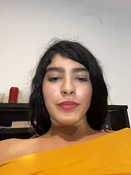 dani_bela's cam snapshot