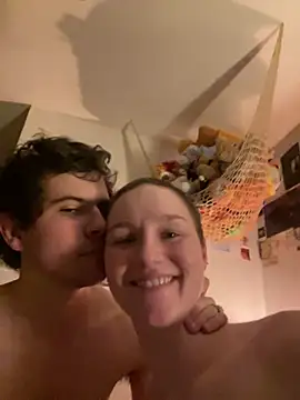 SugarNCinnamon's cam snapshot