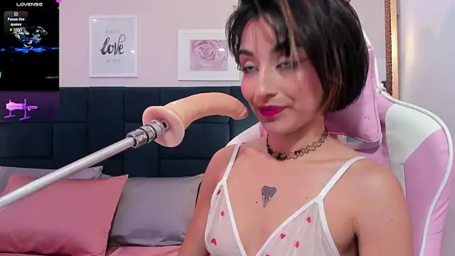 _lunari's cam snapshot