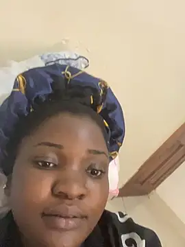 sweet18creamybigpussy's cam snapshot