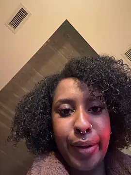 Your_Paris's cam snapshot