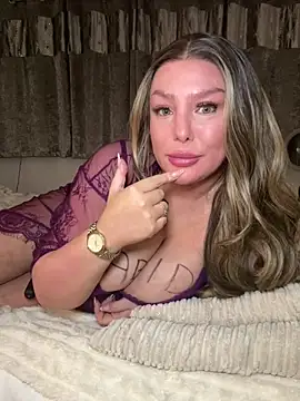 naughtychelseaxox's cam snapshot