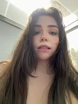 pantyless live sex cam