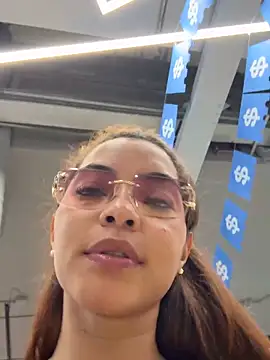 AkiraY10's cam snapshot